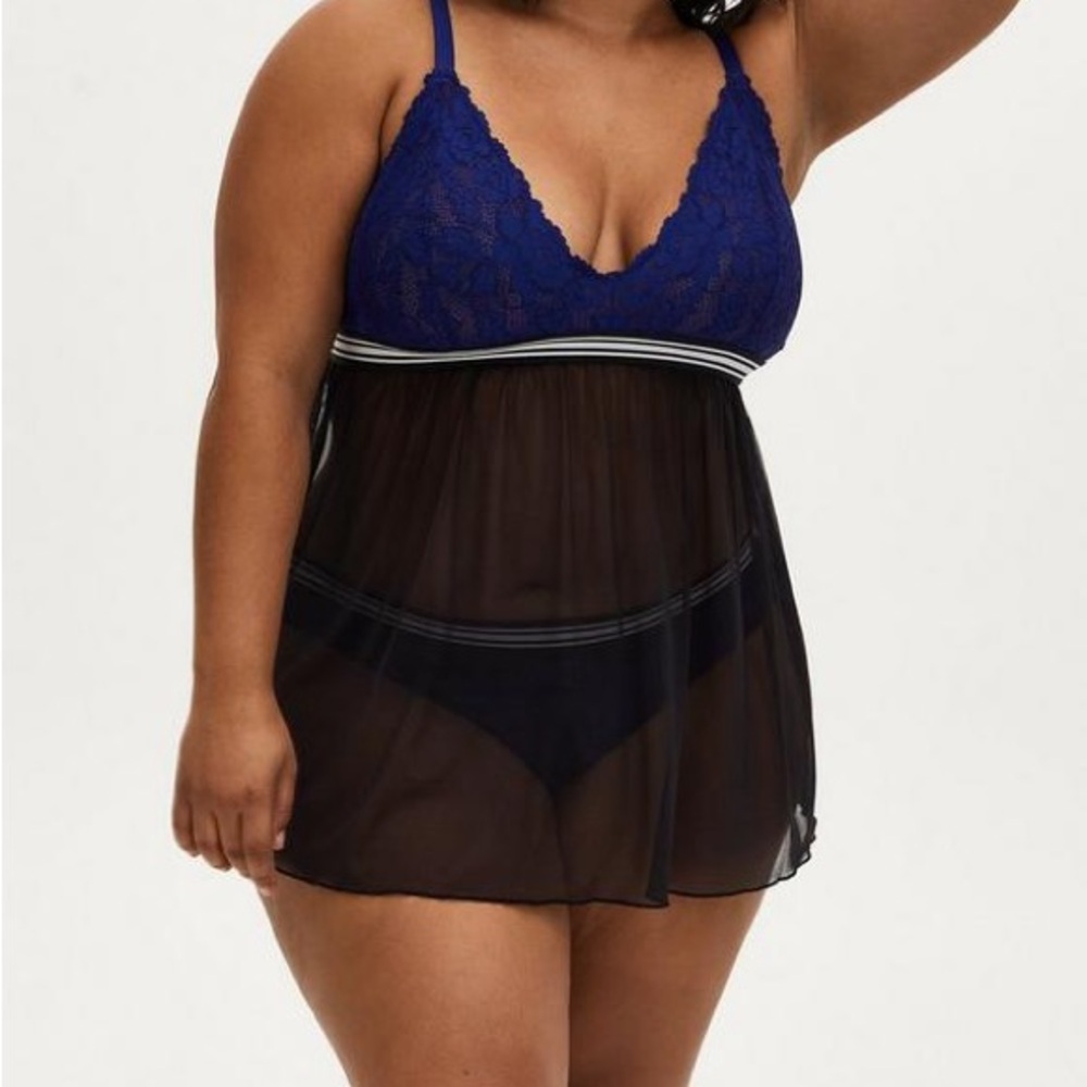 Torrid Size 2 Black Mesh & Sapphire Blue Lace Stripe Waist Babydoll